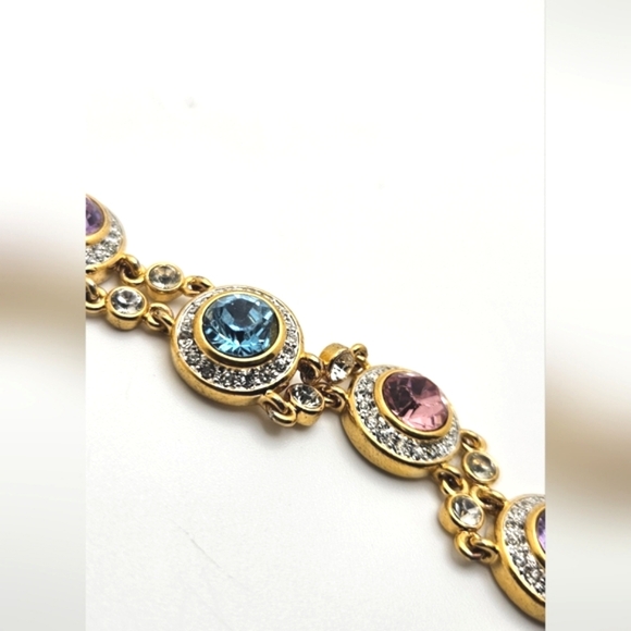 π’3/$19π’ Gorgeous Multicolor Pastels Gold Tone Toggle Halo Bezel Bracelet 7in - Picture 8 of 10